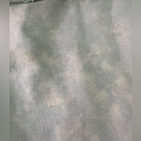 BCBGeneration | high waisted jorts | sz 26 | Light tie dye wash Jean shorts - Picture 3 of 8